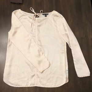 Banana republic crème w/ purple polka dots